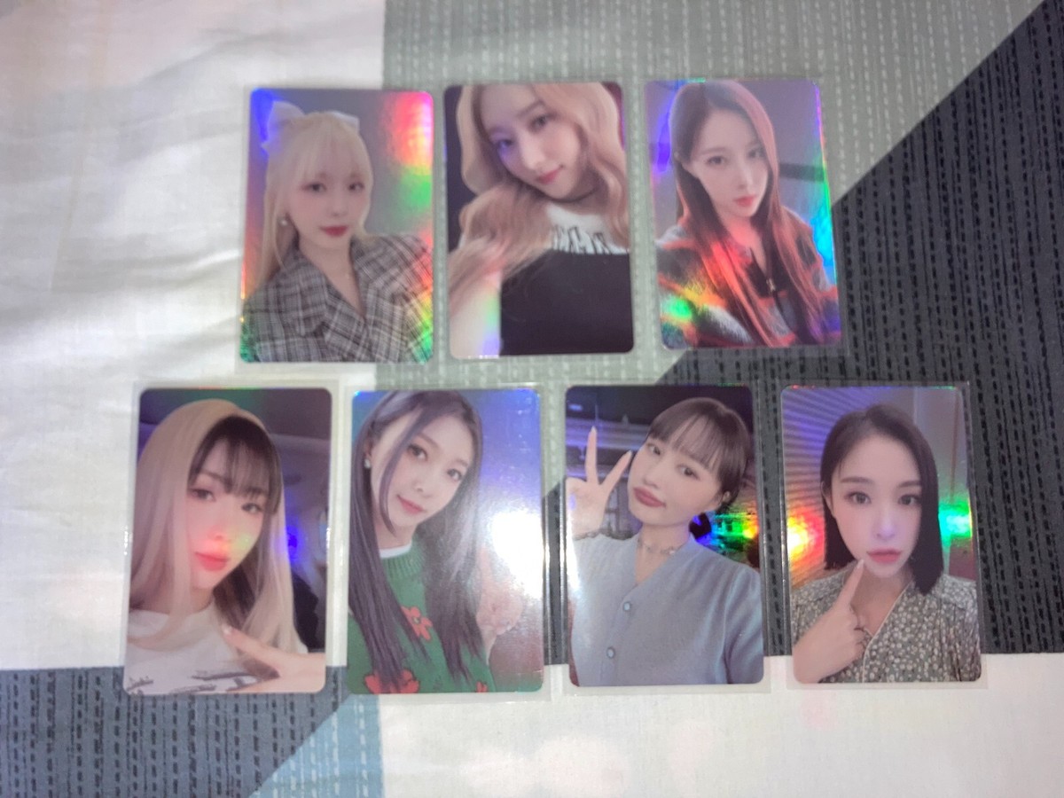 DREAMCATCHER OFFICIAL Apocalypse : Save us YZY WITHFANS HOLOGRAM