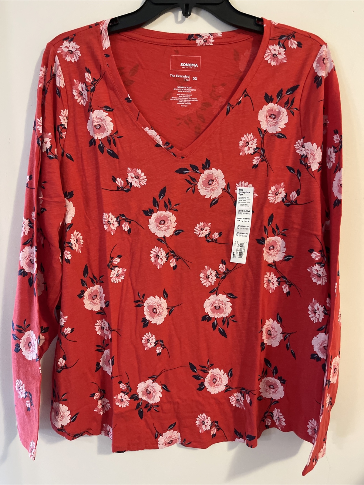 Sonoma Womens Size 0x Red Floral Everyday Vneck Long Sleeved Tshirt NEW! A1893