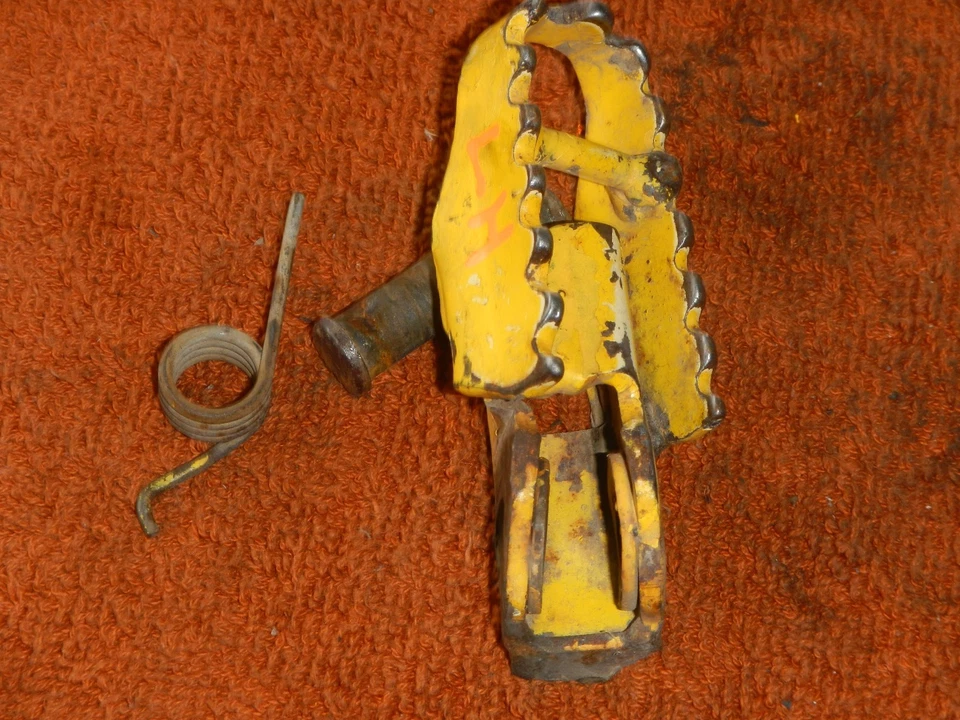 左手驱动脚钉 1991 91 铃木 DR350R DR350 DR 350 — 第 4/4 张图片