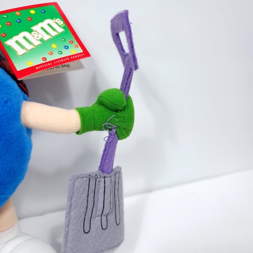 M&M's Chocolate Candy Blue Shoveling Snow Plush Stuffed Animal M And M 9in - Picture 3 of 7