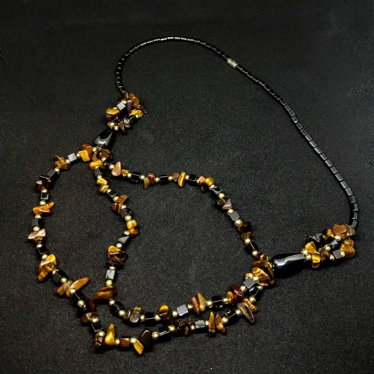 VETEMENTS Splendida collana di perle ematite e occhio di tigre ~ nero e giallo ~ 3 fili