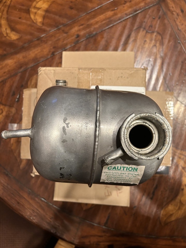 1960 Harrison Radiator Expansion Tank 3152259 Dated 60M | eBay