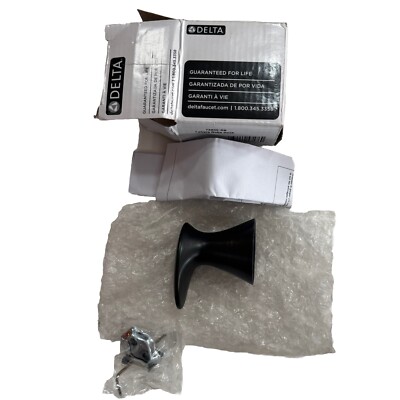 DELTA 73835-RB Robe Hook, Lahara  Collection, 2-3/8  L 2  W 2-7/8 H New E1