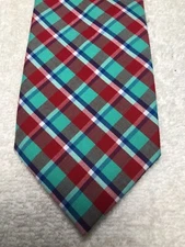 TRUE FORUM MENS TIE RED GREEN BLUE PLAID 3.25 X 60 NWOT