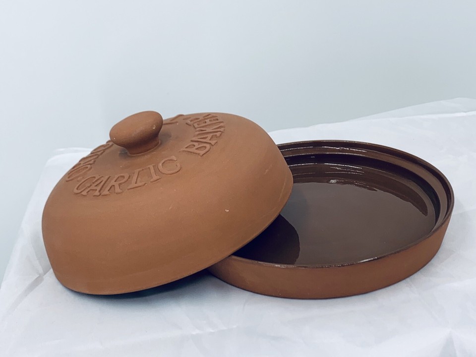 Boston Warehouse Trading Corp Bake Dish Bowl With Lid 7” Original