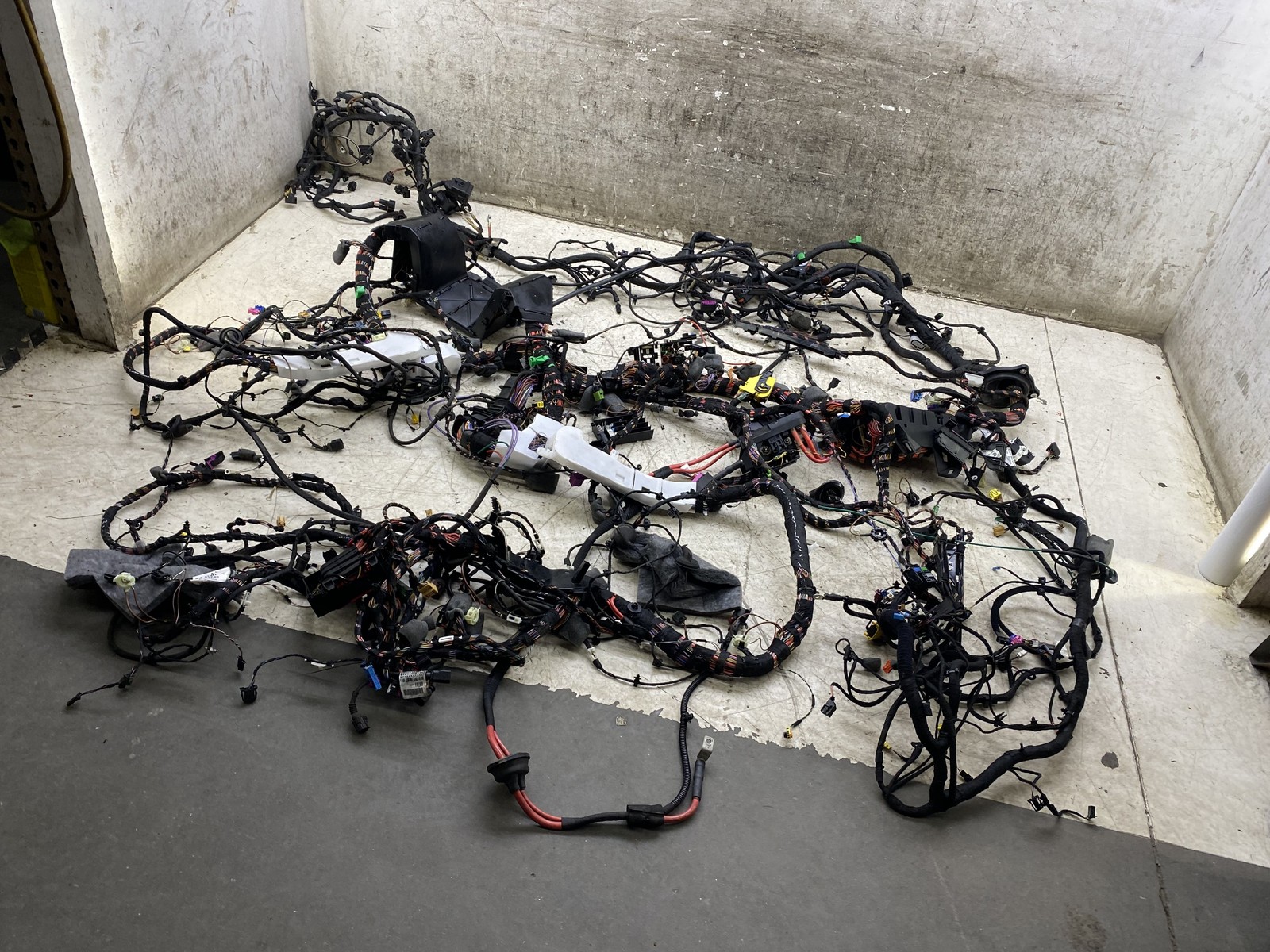 2016-2020 BENTLEY BENTAYGA OEM 6.0L W12 MAIN CABIN BODY WIRE HARNESS 36B971051JT