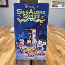 Disney  s Sing Along Songs Very Merry Christmas Songs Volume 8 VHS Tape 1997 Kids