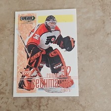 Upper Deck 2001-02 Play Makers Limited Roman Cechmanek #78 Flyers NHL Card
