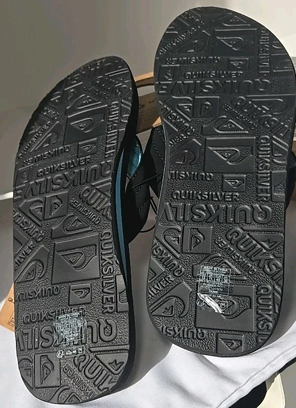 NWT Reef Men’s flip flop sandals Sz 12 - Image 3 of 4