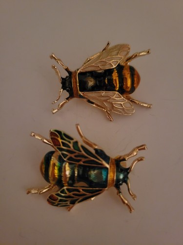 Bumblebee Honeybee Bug Insect Brooch Pin Lot CA USA P2-1-1