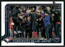2025 Topps #570 Toronto Blue Jays Toronto Blue Jays