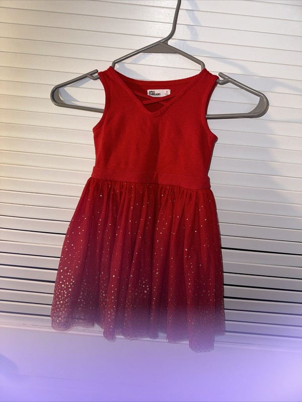 EPIC THREADS LITTLE GIRL RED DRESS WITH GOLD ACCENT SZ 3T 