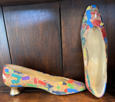 VINTAGE NORMA B CORK PUMPS 8 N MULTI COLOR PAINT PATCHES GOLD HOUR GLASS HEEL