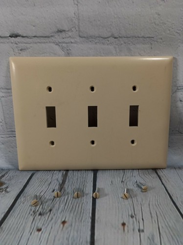 Unbreakable Ivory Face Plate for Light Switches and Electrical Outlets - Picture 11 of 13
