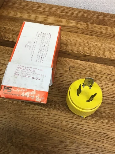 P&S 71030P LOCKING PLUG 30A 125V/250V 3P 3W NEMA L10-30P