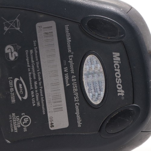 Microsoft IntelliMouse Explorer 4.0 a USB Model 1004 Silver 5 Button Tilt Wheel - Picture 6 of 6