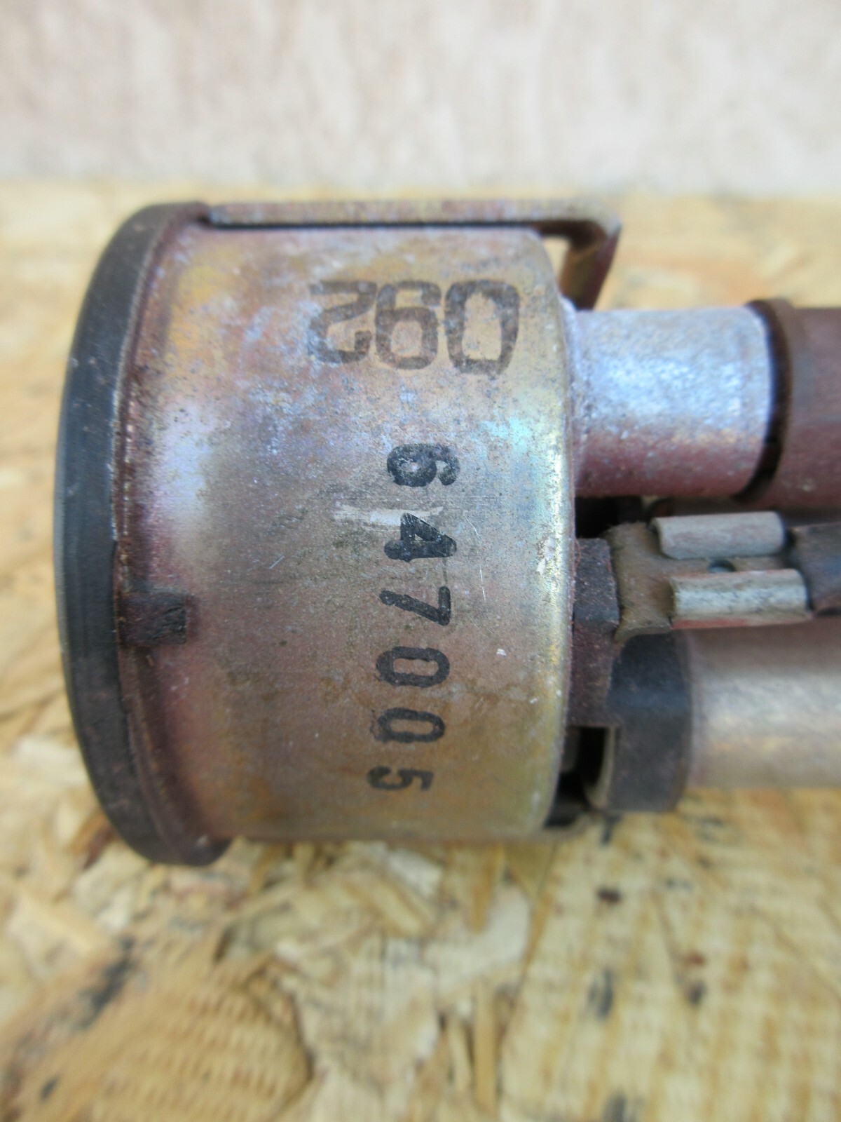 Vintage Fiat 124 Oil Pressure Gauge  spider Ferrari Maserati VEGLIA BORLETTI 9