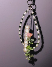 Floral Pearl Star Keychain