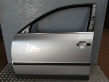 Tür vorn links VW Passat B5 Variant (Typ:3BG/3B3/3B6)
