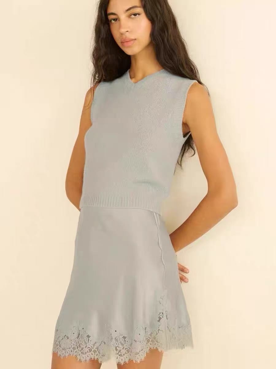 Doen lace patchwork silk shorts and skirt in grey