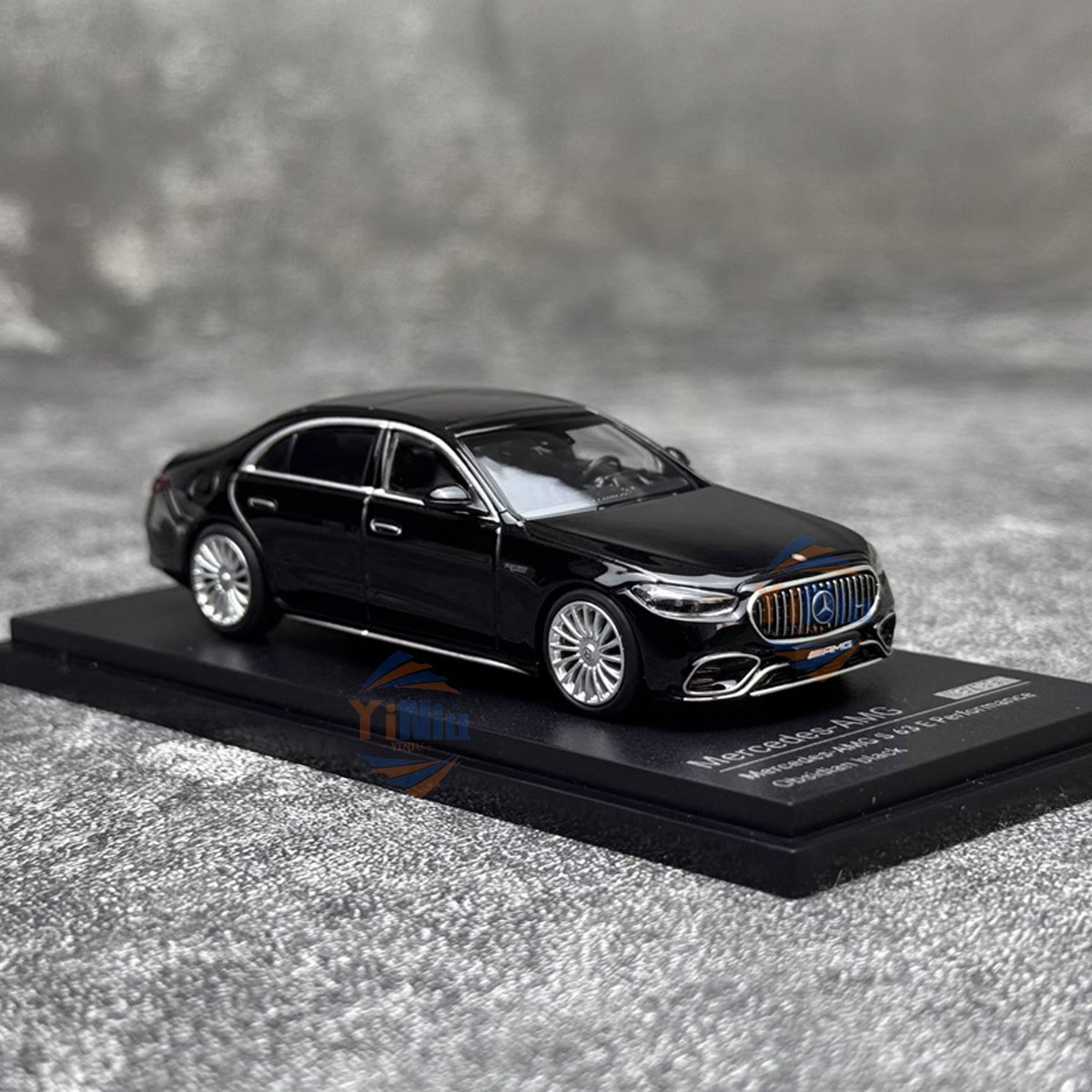 1:64 Mercedes AMG S63 E Black Diecast - Alloy Mini Car Model