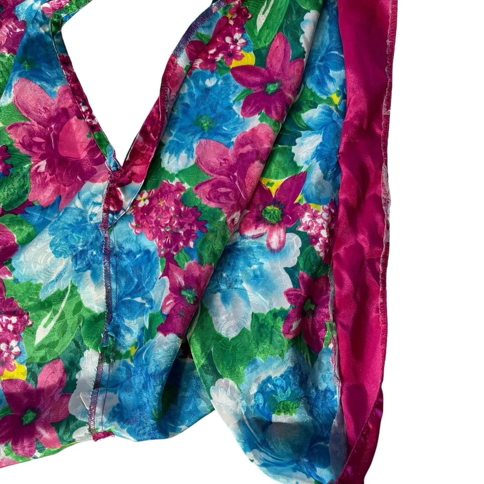 Conjunto de Dormir Victoria’s Secret Vintage Etiqueta Dorada Satén Mediano Top y Pantalones Cortos Calientes Foto 4 de 4