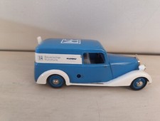 Schuco 00033 , Mercedes 170V Kastenwagen Kamerawagen BR , mit Figur , OVP , 1:18