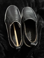 vionic womens shoes size 6.5 new