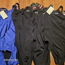 TYR Swimsuit ladies/Youth durafast Maxfit Swimsuit Brand New With Tags!