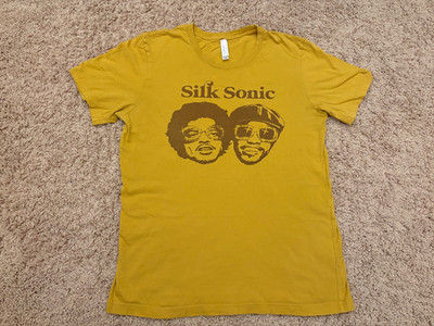 Silk Sonic T-Shirt Medium Gold color Bruno Mars Anderson Paak Pop Funk Music Duo