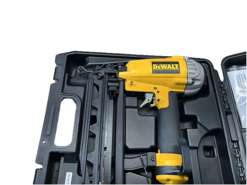 Genuine DeWalt D51257 FINISH NAILER 🔥FOR PARTS 🔥