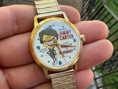 President Jimmy Carter Peanuts wrist watch 1970's era working in case political