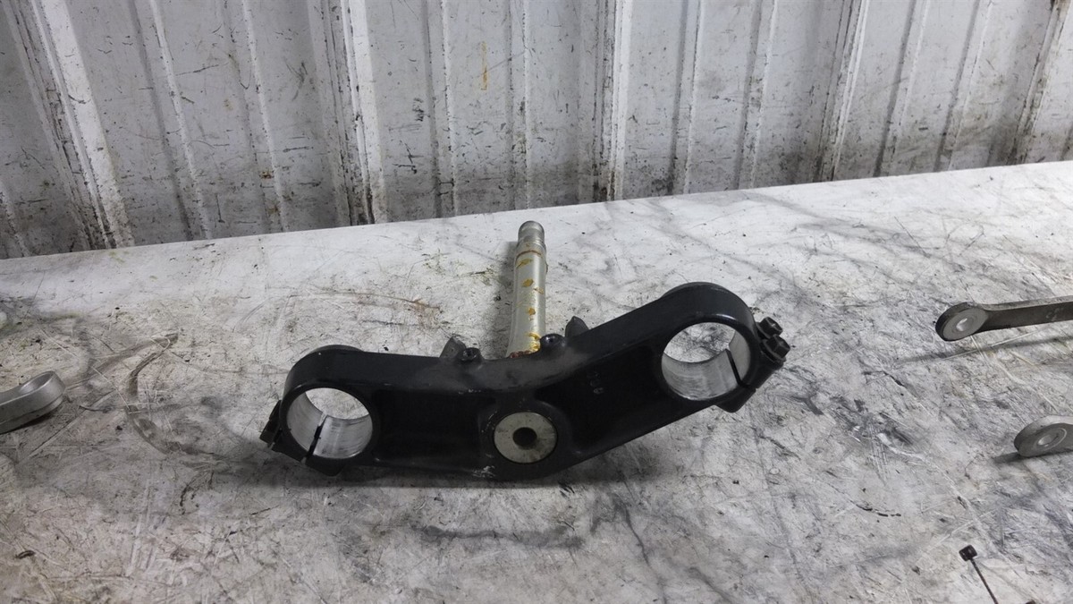 01 Kawasaki ZX9 ZX 9 900 ZX900 E Ninja Lower Bottom Triple Tree