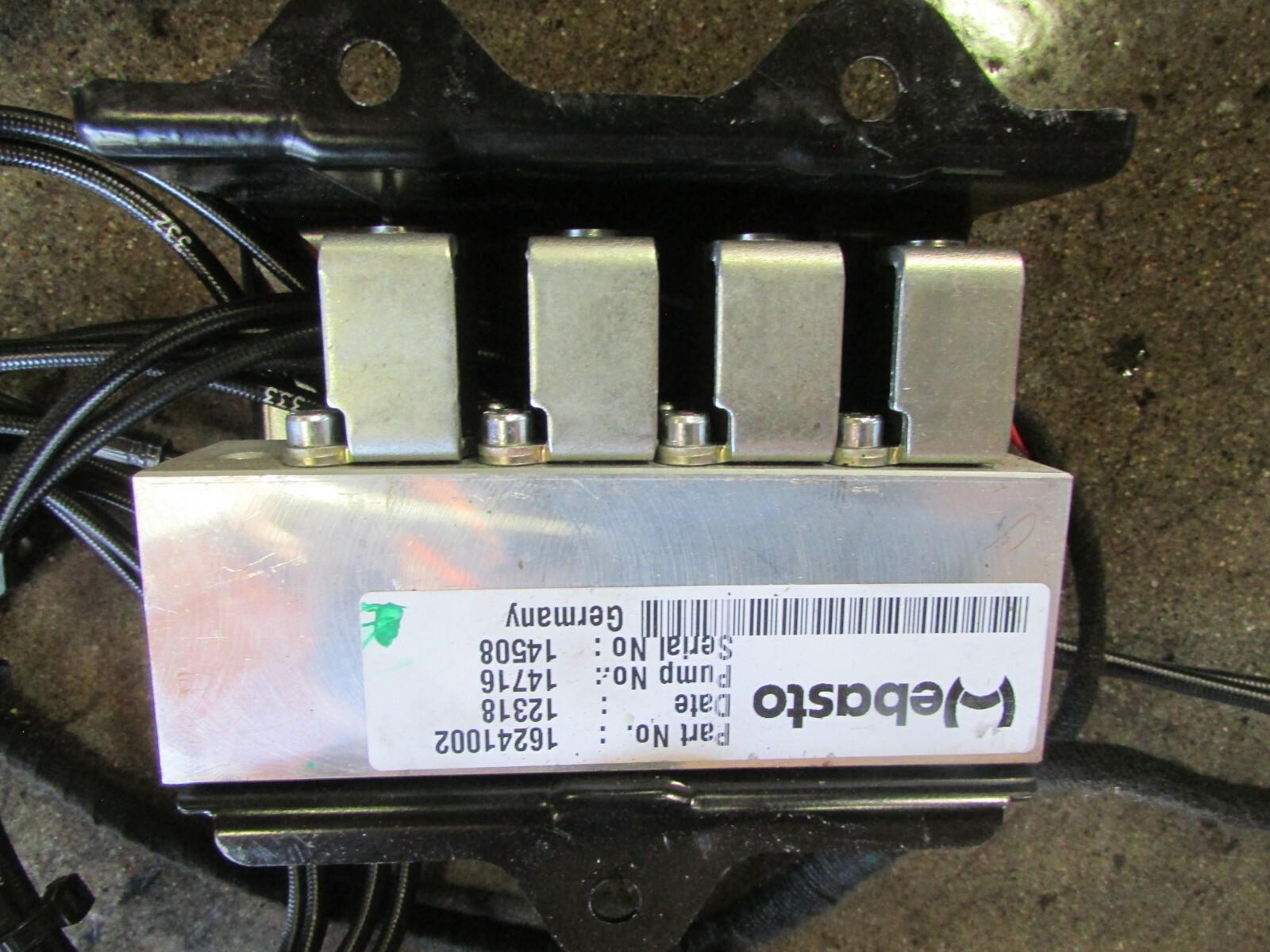 Ferrari 488, Complete Convertible Top Motor w/ Lines and Rams, Used P/N 84603300