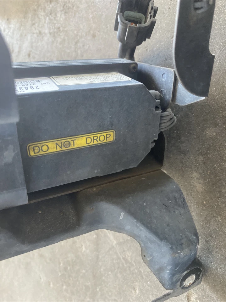 06-07 Infiniti M35 M45 Luxury Adaptive Cruise Control Distance Radar 28437-EH600 - Image 4 of 4