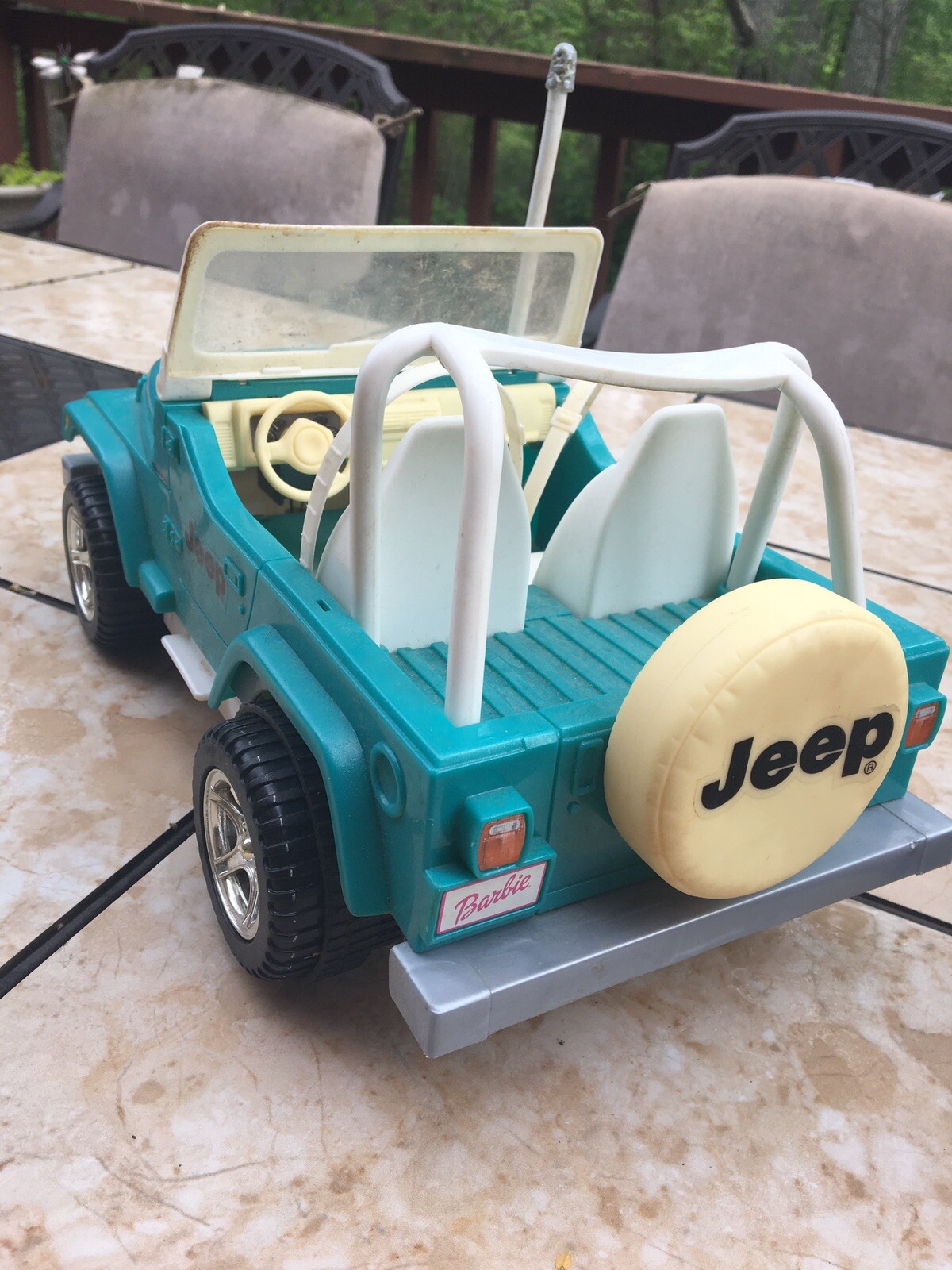 barbie jeep blue
