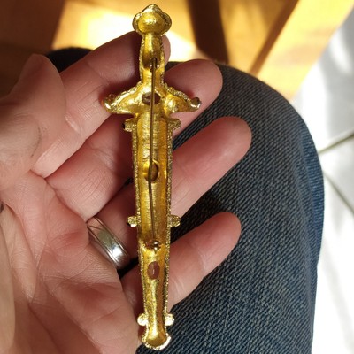 Grande Broche épée Avec Strass - Jolie Et Vintage (Occasion)