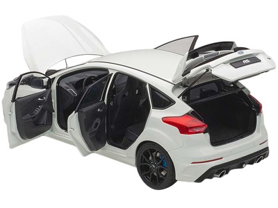 Autoart 72951 2016 Ford Focus RS Frozen White 1/18 Model Car