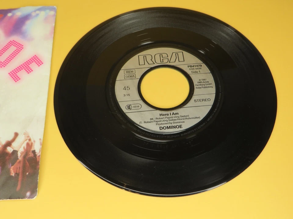 DOMINOE - HERE I AM / THE FRIEND - 7"-SINGLE - GERMANY 1987 - RCA PB41479 - Bild 3 von 4