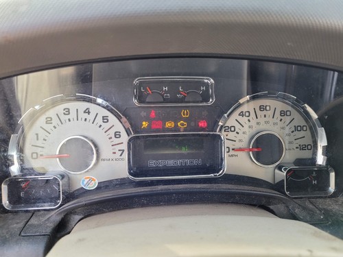 2007-2008 FORD EXPEDITION Speedometer Gauge Cluster 5.4L AUTO 4x4 212,609 - Picture 11 of 15