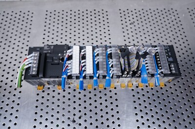 Omron CJ2M-CPU33 PA202 TC001 DA041 MAD42 ID261 OD231 OD211 OD203 CLK23 PLC rack