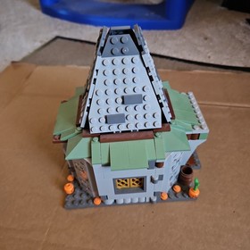 LEGO Harry Potter: Hagrid's Hut (4738) As Seen Read Description 