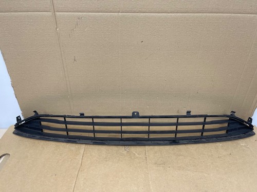 FORD FIESTA GRILLE FRONT BUMPER LOWER 2138379 MK8 2017 - 2024