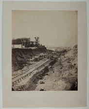 Paris, Eugène Fixon, construction d'un chemin de fer Vintage print. Format