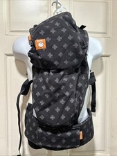 Tula Free-to-Grow Baby Carrier Connect Black Gray Crosses Cross Ergonomic