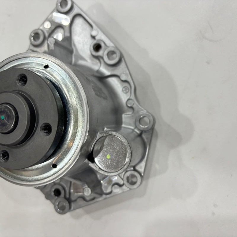 07P121008C 07P121008B For Bentley Bentayga Coolant Pump With Vacuum