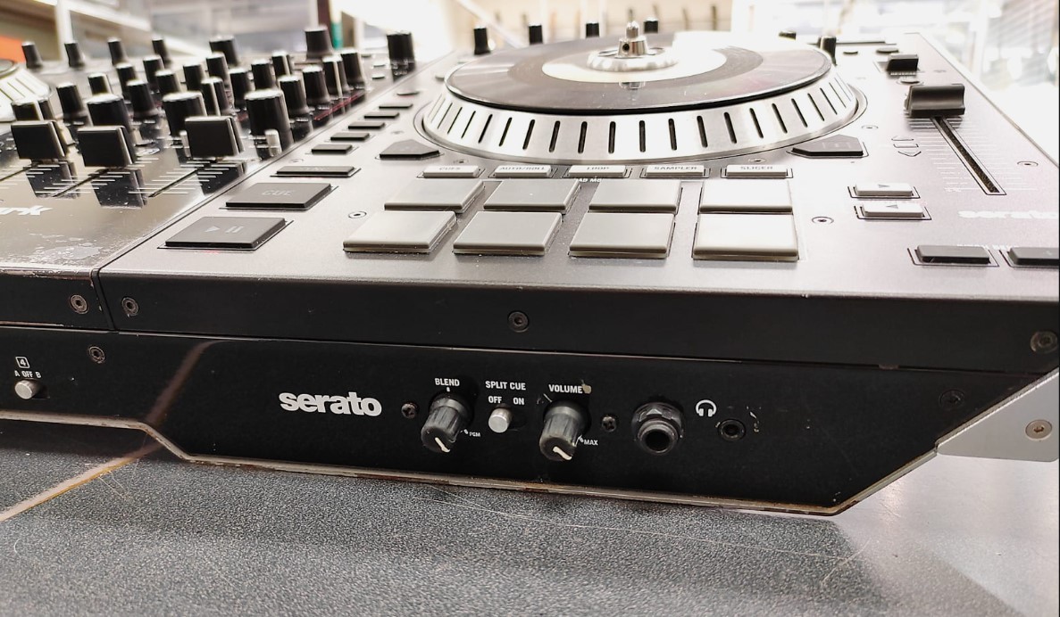 Numark NS7II 4 Channel Motorized Digital DJ Controller & Mixer | eBay