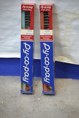 VINTAGE PY-C0-PAY HARD W/RUBBER PICK TOOTHBRUSH NEW IN PACKAGE PINK & BLUE