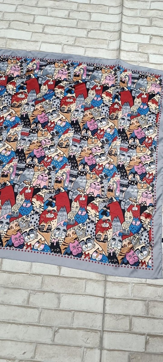 Asura square scarf with cats artificial silk size 90x90 cm View 2