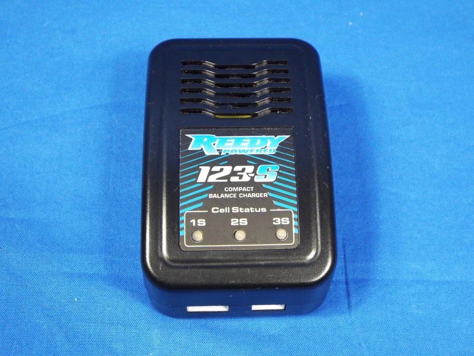 Reedy 123-S Compact LiPo Balance Charger 2S-3S #27202 - Image 3 of 4